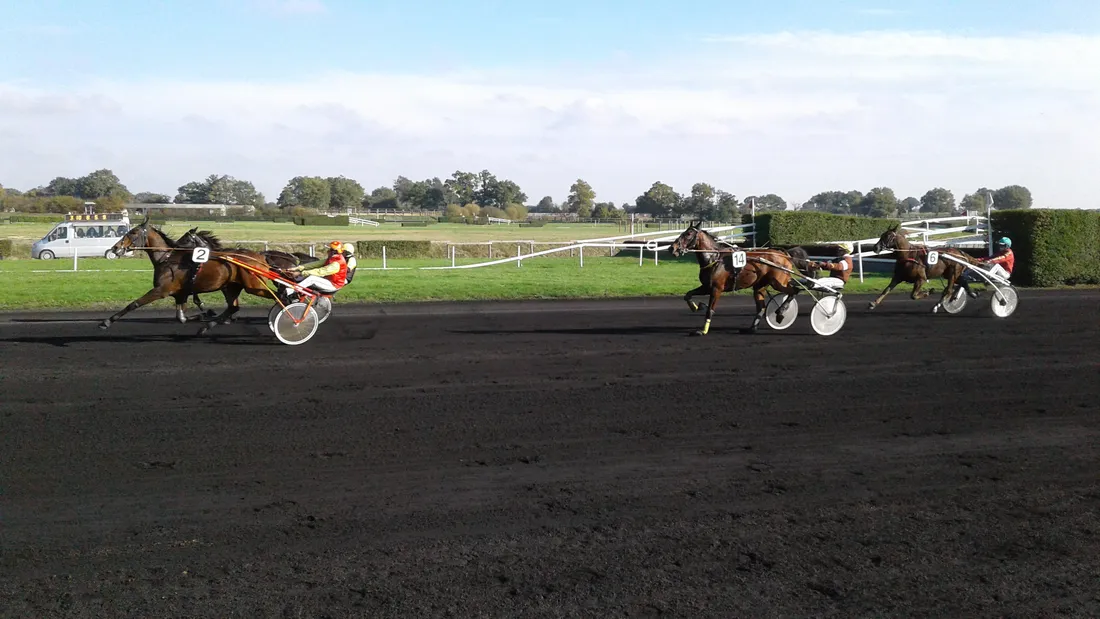 Hippodrome Meslay-du-Maine - Trot-1